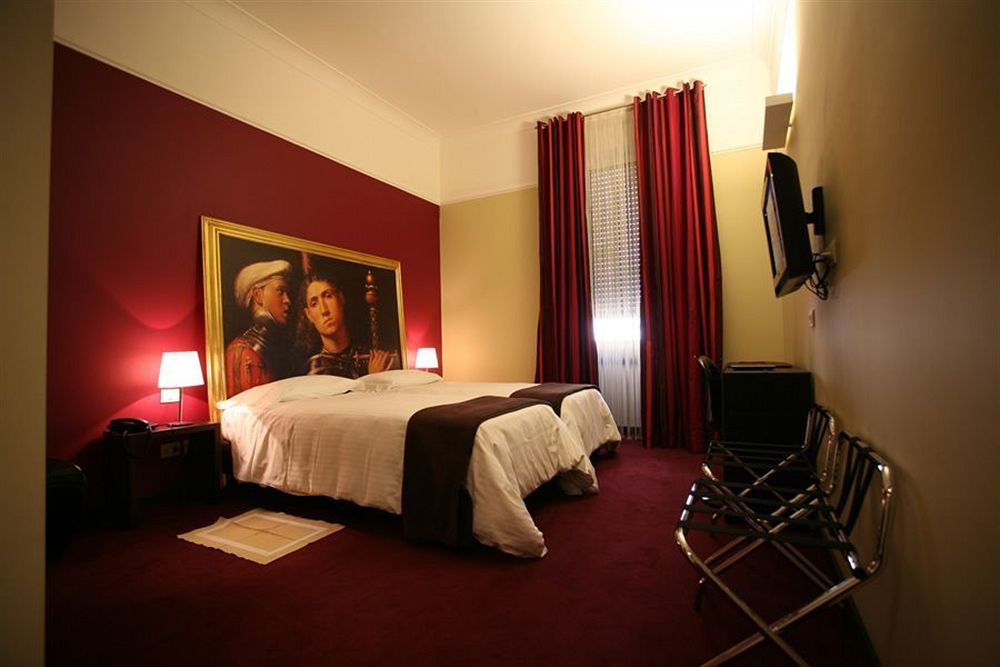 Club Hotel Milan Exterior photo